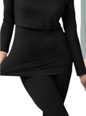 Kindred Bravely Black nursing Two-Piece Lounge Set